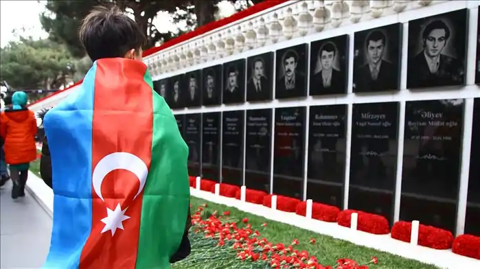 20 Yanvar faciesi haqqinda inşa,20 yanvar inşa -Oxubil.info qanli yanvar insa