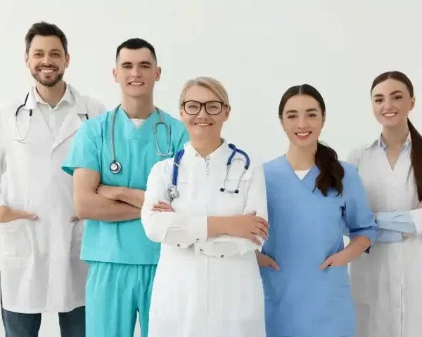 Tibbi geyim seçərkən nələrə diqqət etməlisiz?