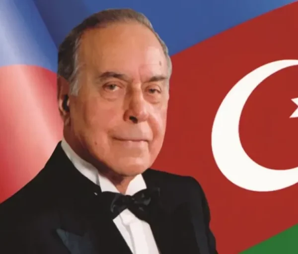 Ulu Öndər Heydər Əliyevin xatirəsinə həsr olunmuş şeirlər